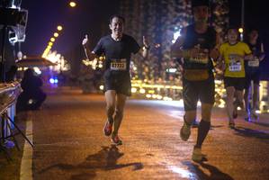 BIB: 400, 42733, 41643
                            <button type="button" onclick="openModal(18275126)" class="btn btn-primary btn-sm float-right btn-popup" data-toggle="modal" data-target=".modal-high-quality">
                        <i class="fas fa-shopping-cart"></i> Add to Cart
                    </button>
                                            <button type="button" onclick="isThisMe(18275126, true)" class="btn btn-success btn-sm float-right btn-popup btn-isme hidden" data-toggle="tooltip" data-placement="bottom" title="นี่คือรูปของคุณใช่ไหม คลิกที่นี่เพื่อเอาเข้าอัลบั้ม">
                        <i class="fas fa-plus"></i> Add to album
                    </button>
                    <button type="button" onclick="isThisMe(18275126, false)" class="btn btn-warning btn-sm float-right btn-popup btn-isnotme hidden">
                        <i class="fas fa-ban"></i> Remove from album
                    </button>